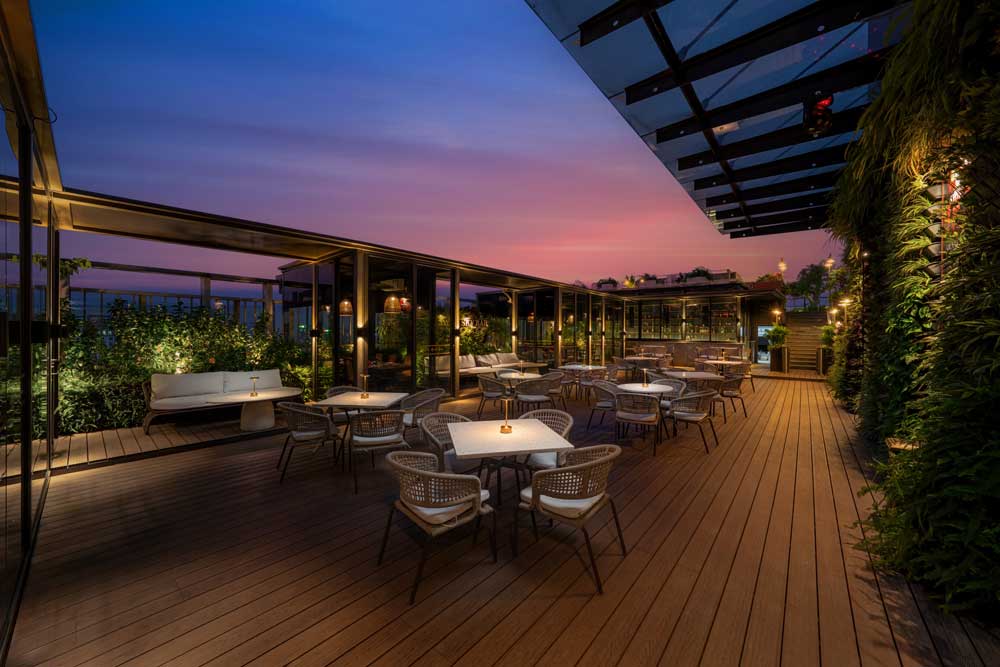 sky-bar2
